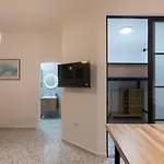 Apartment Brand New Close To The Ap 3 Sarande