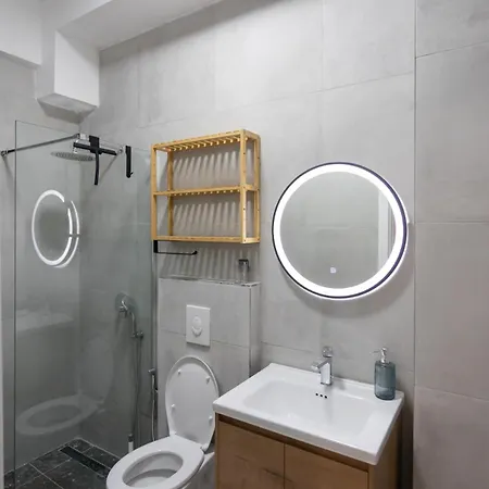 Brand New Close To The Ap 3 * Sarandë